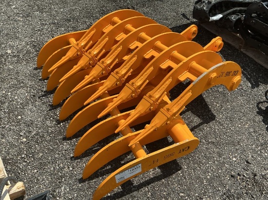 New CAT 305 Excavator Rake With Teeth 32"