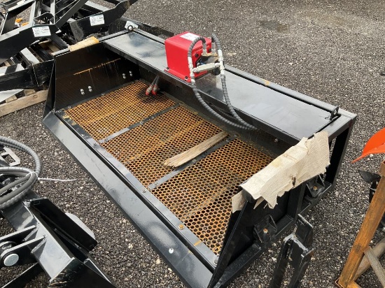 New Skid Steer Screening Bucket FT-VB79