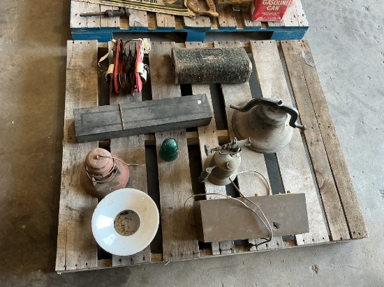 Miscellaneous Antique Pallet Lot #4