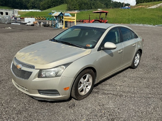 2013 Chevrolet Cruze LT Car