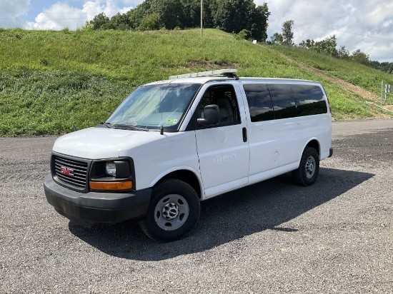 2008 GMC Savanna Passenger Van
