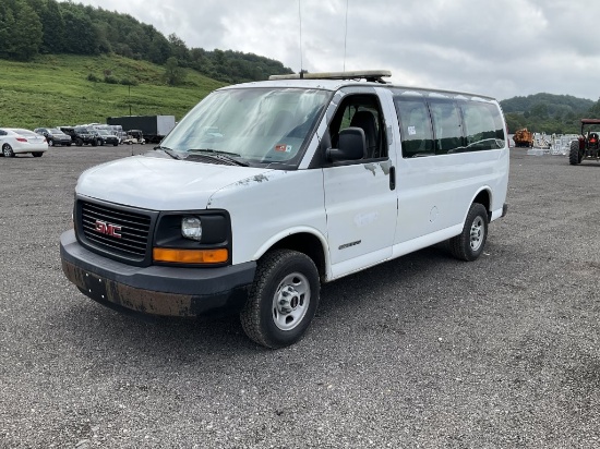 2005 GMC Savanna Passenger Van