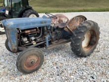 1955 Ford 850 Tractor