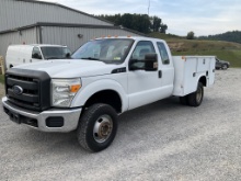 2015 Ford F350 XL Service Bed Truck