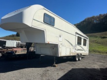 2002 Glendale Titanium 5th Wheel Camper 37'