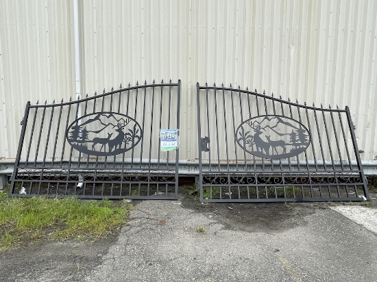Brand New Unused 20ft Bi-Parting Deer Iron Gate (NY12)