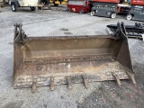 Bobcat 6 ft Bucket (ES30 Comb Bucket)