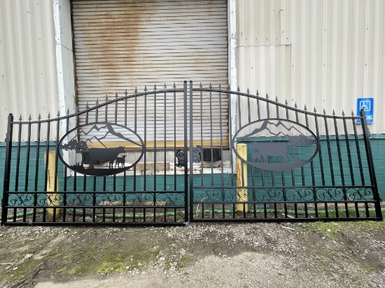 Brand New 14ft Bi-Parting "Cattle" Iron Gate (NY386)