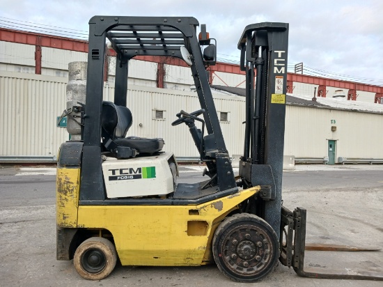 TCM FCG15T8T 2,600lb Forklift