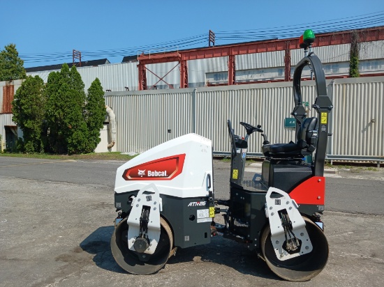 New & Unused 2023 Bobcat ATR26 Tandem Roller