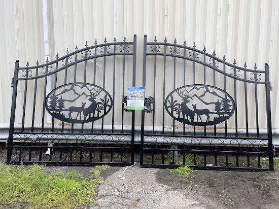 Brand New Greatbear 14ft Bi-Parting Iron Gate (NY324)