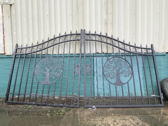 Brand New Greatbear 14ft Bi-Parting "Tree" Iron Gate (NY327)