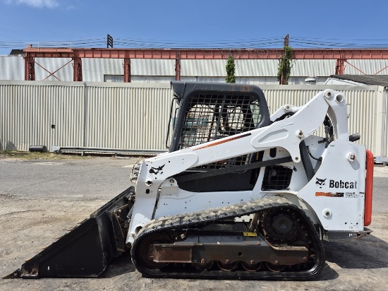 2016 Bobcat T590 Skid Steer