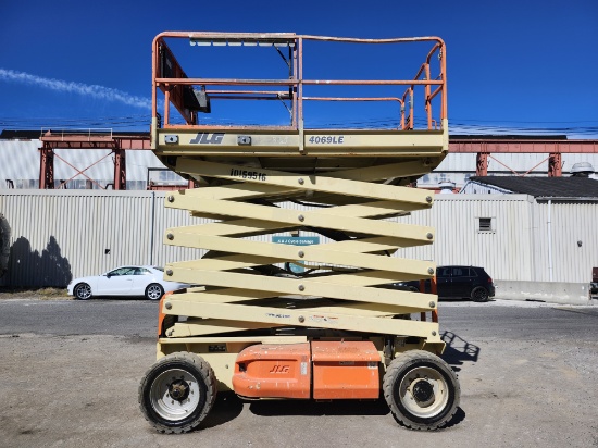 JLG 4069LE 40ft Scissor Lift