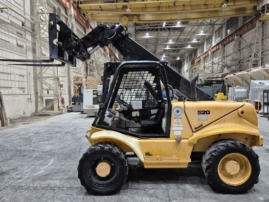 JCB 520 5,000lb Telehandler