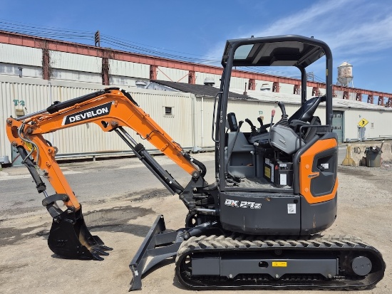 Unused Develon Dx27z-7 Mini Excavator
