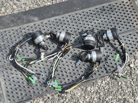 Lot Of 5 Brand New Ignition W/ Key Replacement (Z65)