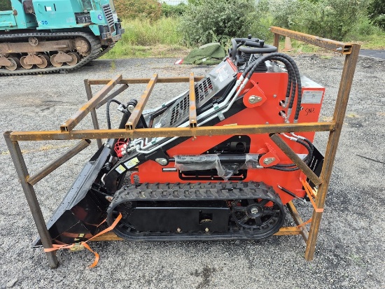 BRAND NEW 2026 MITECH H480 COMPACT TRACKED LOADER (SN7)