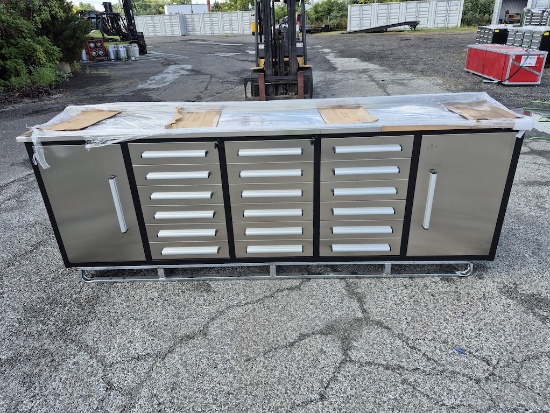 BRAND NEW 10FT 18 DRAWER 2 CABINET WORKBENCH (NY11)