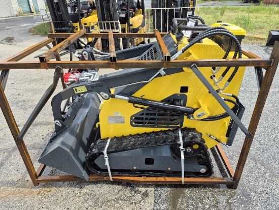 BRAND NEW 2026 ZJG ZJ-380 MINI SKID LOADER (Z8)