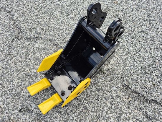 BRAND NEW MINI EXCAVATOR BUCKET (Z50)