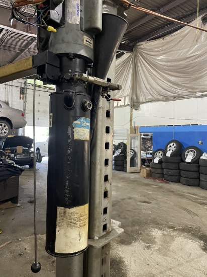 WheelTronic Auto Lift