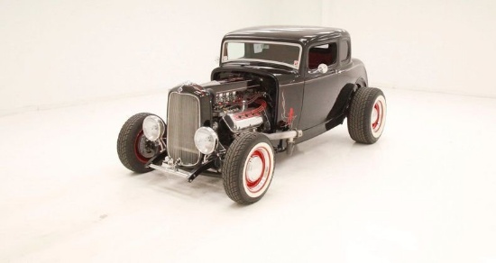 1932 Ford 5-Window Coupe
