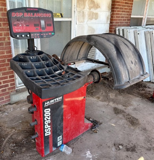 Hunter DSP Balancing Machine