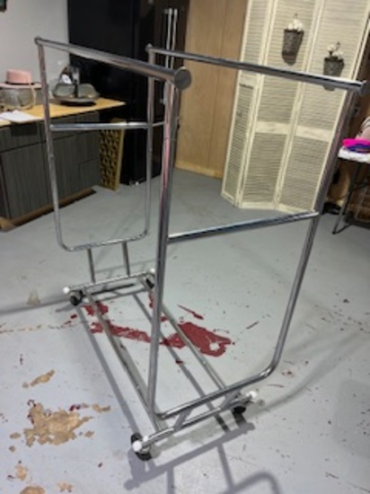 Collapsable Clothing Rack - Adjustable