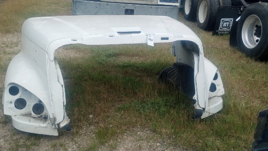 Peterbuilt Hood