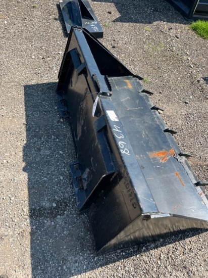66" skid steer bucket with teeth