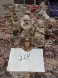 Figurines