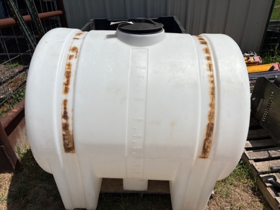 225 Gallon Water Tank
