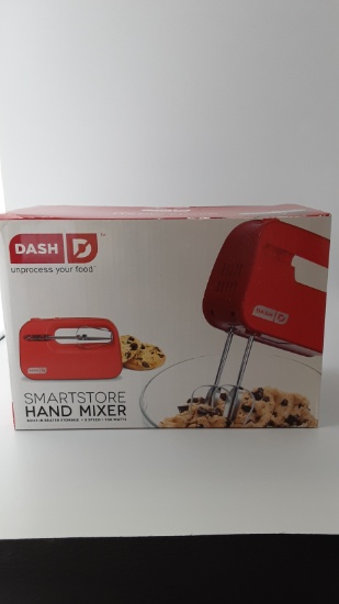 Dash SmartStore Hand Mixer