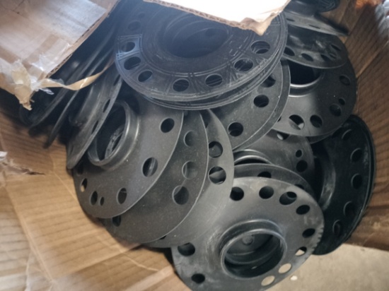 Pipe flanges