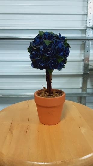 Blue Rose Tree Decor