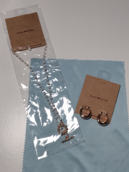 Brandy Melville Necklace and Earring Set