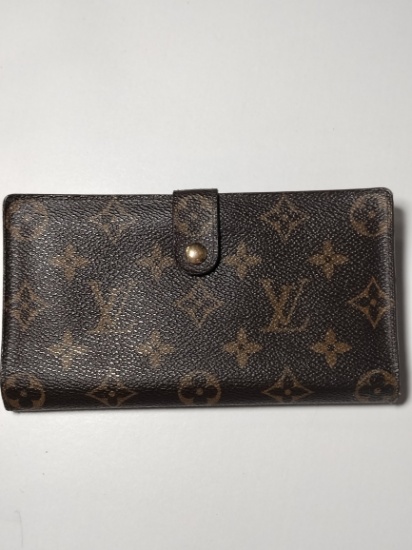 Louis Vuitton Vintage 1994 Serial Woman's Wallet Authentic!
