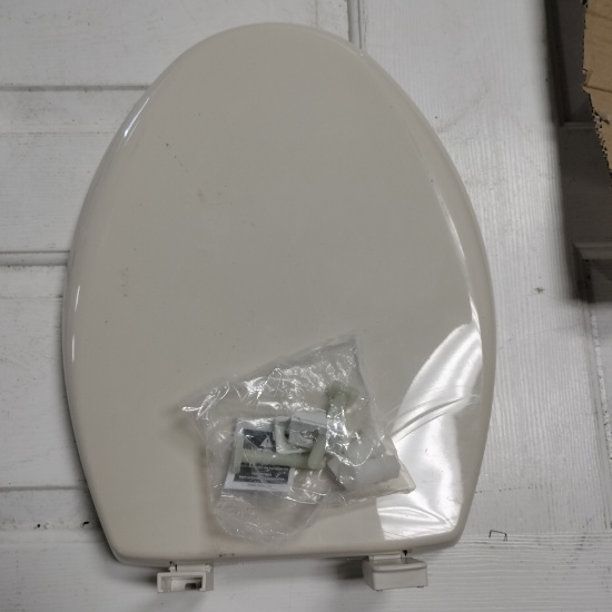 Toilet Seat Elongated Almond