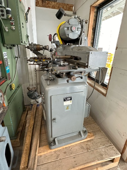 OK INDUSTRIAL R-8 TOOL GRINDER