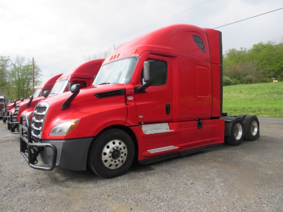 2021Freightliner model CA-126,engine, DT 12