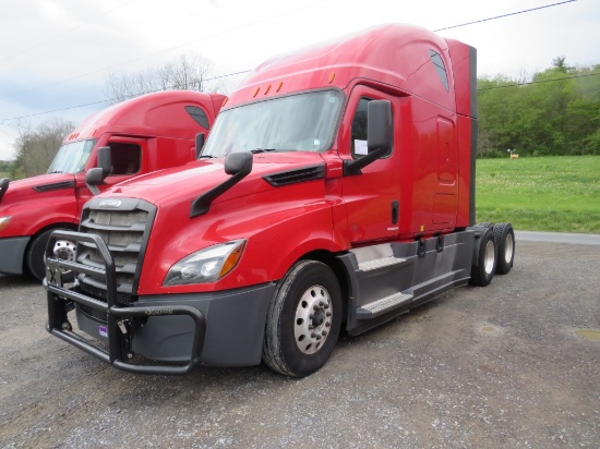 2020 Freightliner Cascadia Model CA-126, engine,