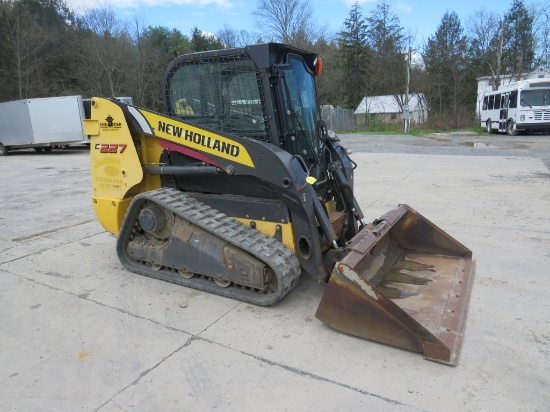 New Holland C227 trac skid steer, pilot controls,