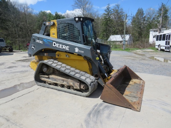 John Deere 333G Trac Skid steer, pilot controls,