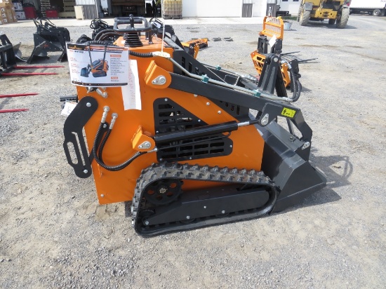 Mini Skid steer loader, 23 hp, 840 lb lifting
