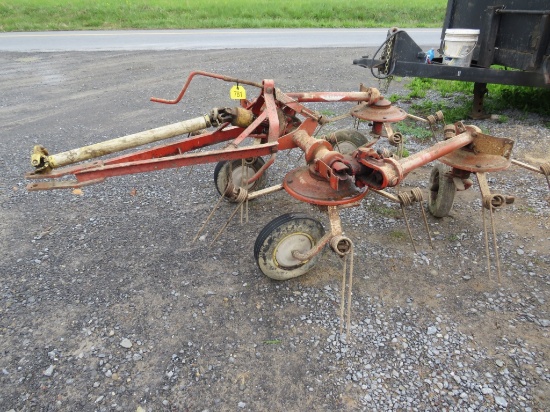 Kuhn 4 star tedder