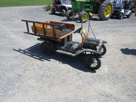 Mini Fire truck, runs & drives, Briggs & Straton