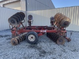 Case International 3800 Disk