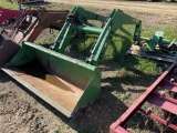 John Deere 541 Loader