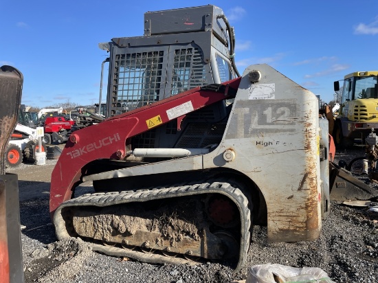 Takeuchi TL12 Skid Loader